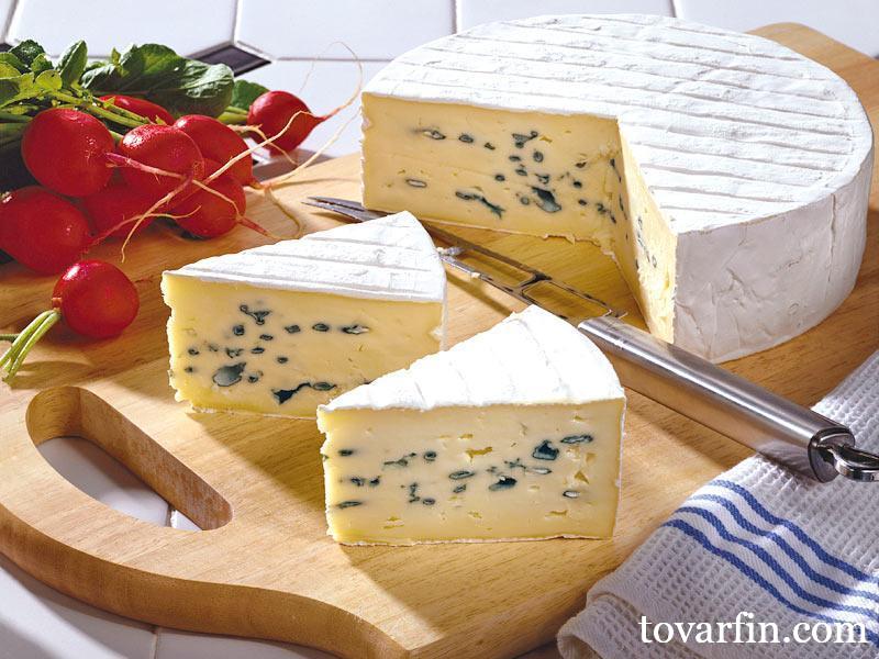 Сыр Bavaria Blu Бавария Блю с плесенью 70% Bergader